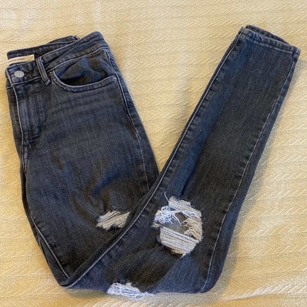 Levi’s 721 high rise skinny black jeans 27